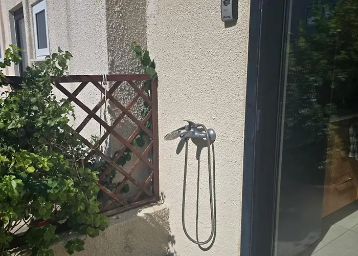 Prázdninový dům Lazuli Seafront House Nr18