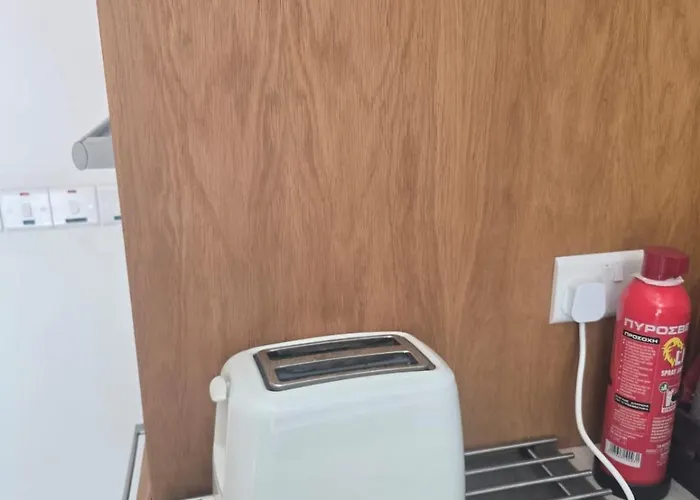 Lazuli Seafront House Nr18 * 拉纳卡